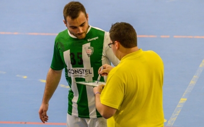 Gerard Gomis donant indicacions al renovat Quim Vaíllo | JAS - OAR Gràcia